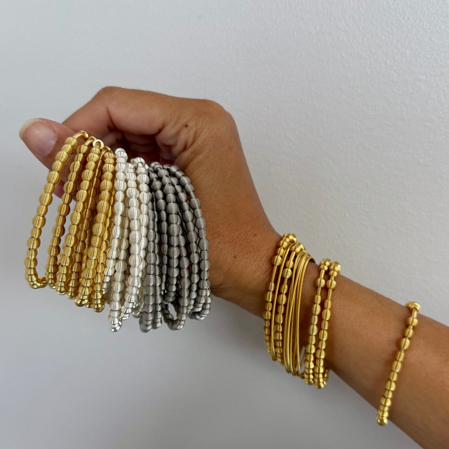 Gold full-bead diamond bracelet